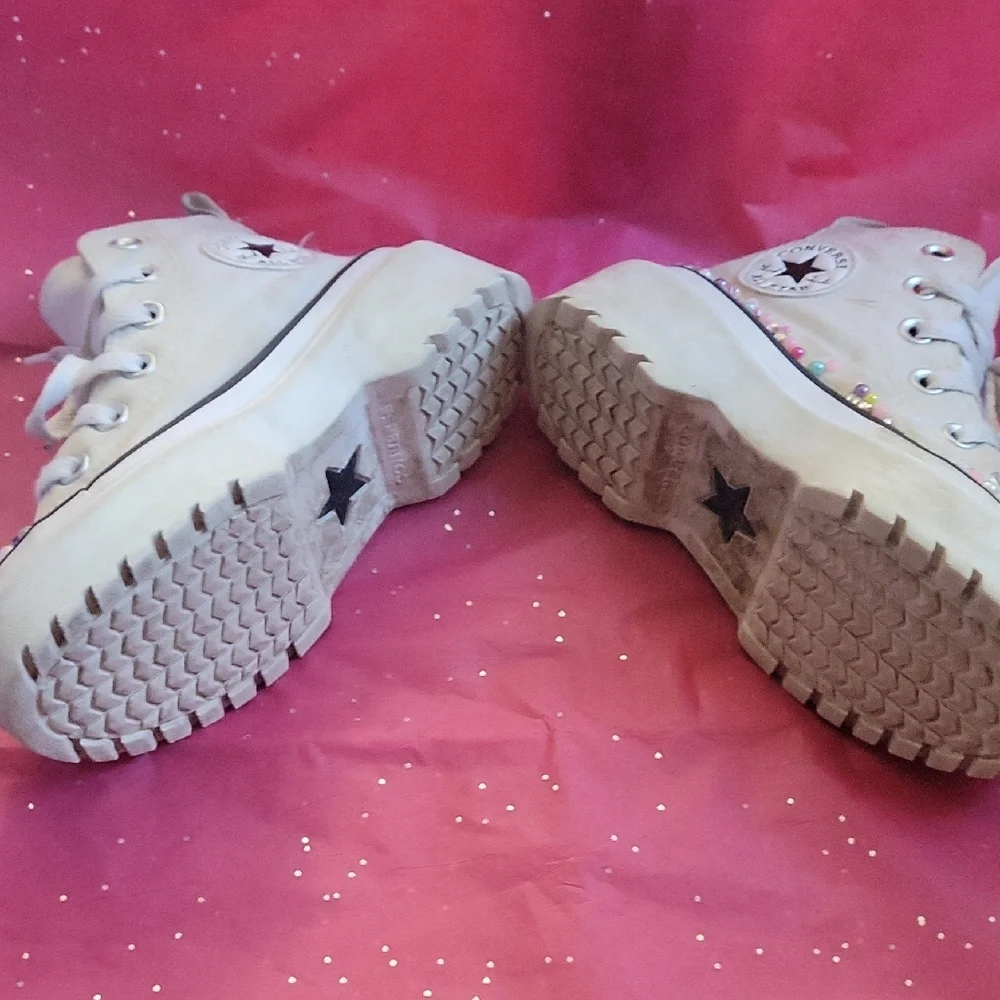 Converse Chuck Taylor Pearl High Tops